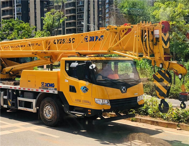 临夏市大件设备吊装租赁吊车